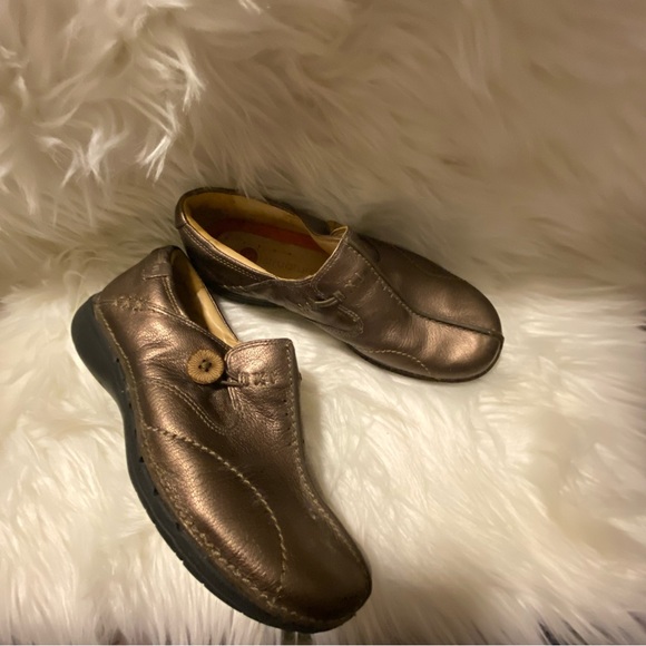Clarks Un-Structured Un-Loop Slip-On Shoes 5.5 Bronze - Picture 10 of 11